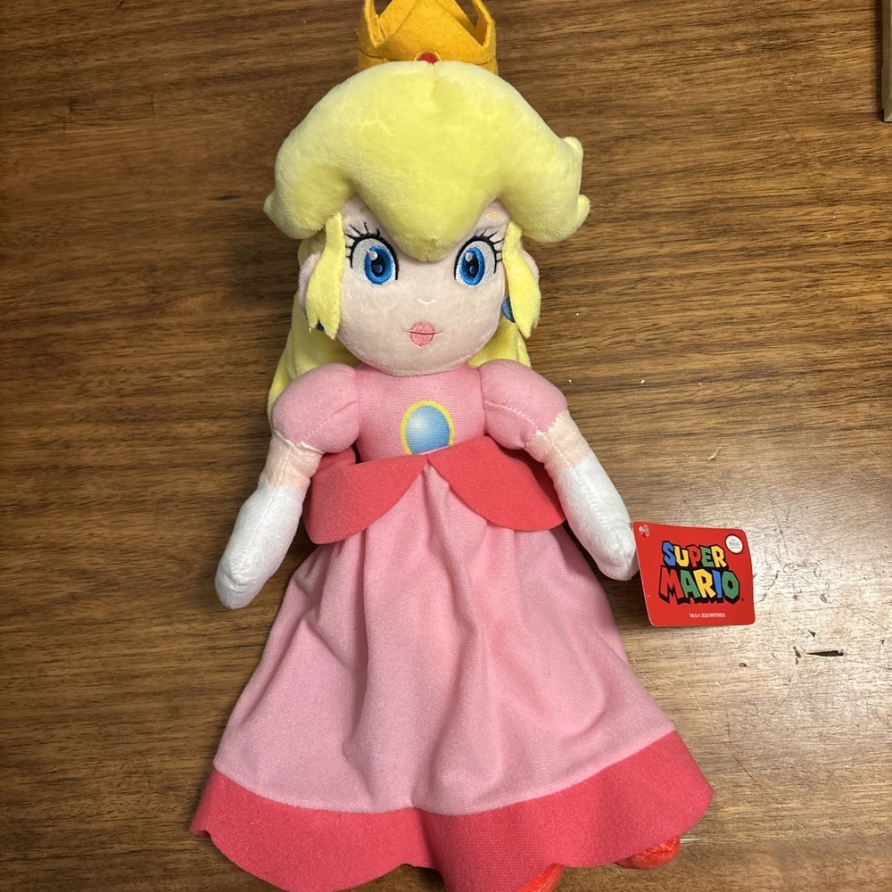 PRINCESS PEACH 15" PLUSH Nintendo Super Mario 2020 Nintendo NWT‎ Good Stuff